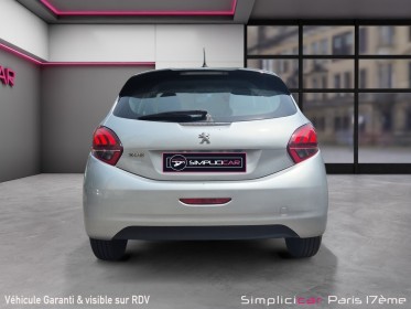 Peugeot 208 1.2 puretech 82ch ss etg5 active occasion paris 17ème (75)(porte maillot) simplicicar simplicibike france