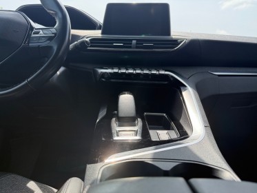 Peugeot 3008 hybrid 225 e-eat8 allure pack  caméra 360°  entretien constructeur  garantie 12 mois occasion simplicicar...
