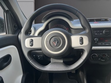 Renault twingo iii 1.0 sce 70 eco2 zen occasion parc voitures beauvais simplicicar simplicibike france