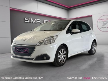 Peugeot 208 business bluehdi 100ch ss bvm5 active business carplay garantie 12 mois occasion simplicicar poitiers simplicicar...