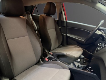 Hyundai i20 1.2 75 initia 1ère main - garantie 12 mois occasion simplicicar saint-jean simplicicar simplicibike france