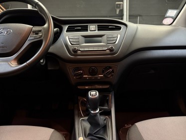 Hyundai i20 1.2 75 initia 1ère main - garantie 12 mois occasion simplicicar saint-jean simplicicar simplicibike france