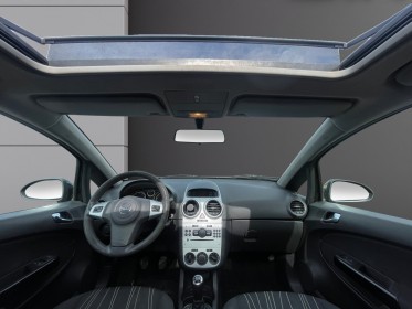 Opel corsa 1.4 - 90 twinport cosmo occasion simplicicar meaux simplicicar simplicibike france