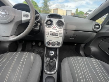 Opel corsa 1.4 - 90 twinport cosmo occasion simplicicar meaux simplicicar simplicibike france