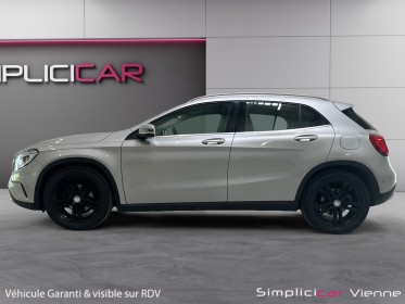 Mercedes classe gla 200 sensation 7-g dct attelage - garantie 12 mois occasion simplicicar vienne simplicicar simplicibike...