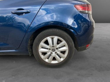 Renault megane iv berline 1.5 blue dci 115ch business occasion toulouse (31) simplicicar simplicibike france