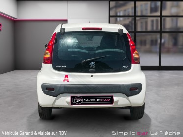 Peugeot 107 1.0e 12v 68ch blue lion trendy / chaine de distribution occasion simplicicar la fleche simplicicar simplicibike...