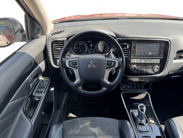Mitsubishi outlander 2.0i 200 phev hybride rechargeable intense 4wd/ carplay / sièges chauffants / caméra de recul /...