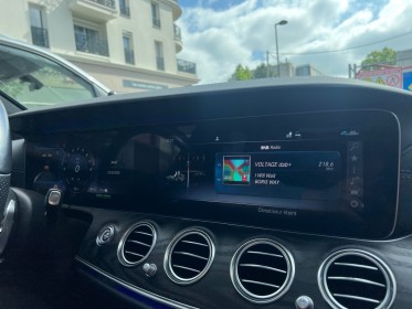 Mercedes classe e 2020 300 e eqpower 9g-tronic amg line, toit ouvrant, carplay, camera 360, sièges chauffants, garantie...