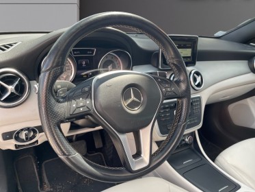 Mercedes classe cla 200 sensation 7-g dct a - toit ouvrant - harman kardon - caméra de recul occasion simplicicar la fleche...