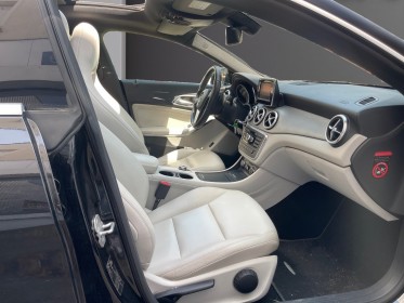 Mercedes classe cla 200 sensation 7-g dct a - toit ouvrant - harman kardon - caméra de recul occasion simplicicar la fleche...