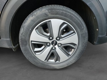 Kia niro 1.6 gdi hybride rechargeable 141 ch dct6 design / toit ouvrant occasion osny simplicicar simplicibike france