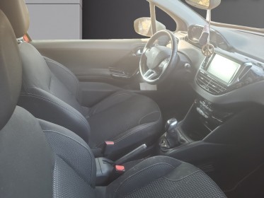 Peugeot 208 1.2 puretech 110ch ss bvm5 allure occasion simplicicar frejus  simplicicar simplicibike france