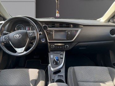 Toyota auris touring sports 1.8 hybride 136h - entretien toyota occasion simplicicar lagny  simplicicar simplicibike france