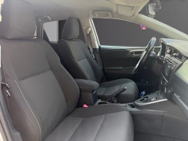 Toyota auris hybride 136h dynamic caméra recul, climatisation, full entretien toyota, garantie 12 mois occasion simplicicar...
