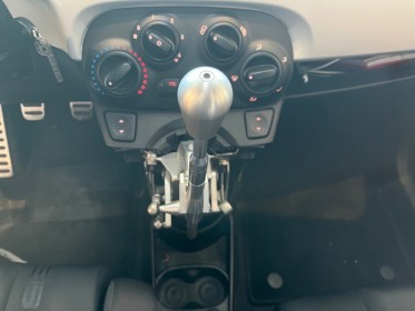 Fiat 500 abarth 1,4l martini / short shifter / preparation martini / baquets / jantes oz / 2 places / 200cv / gros frein...