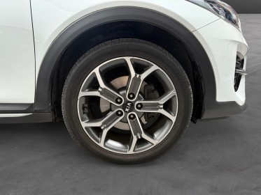 Kia xceed 1.6l crdi 136 ch dct7 isg design - garantie 2028 occasion simplicicar lyon ouest simplicicar simplicibike france