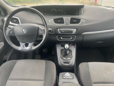 Renault scenic iii dci 110 fap eco2 limited garantie 12 mois occasion simplicicar brest simplicicar simplicibike france
