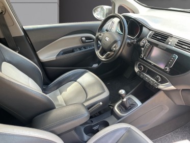 Kia rio 1.2l 84 ch isg premium, camera de recule, garantie 12 mois. occasion simplicicar villejuif  simplicicar simplicibike...