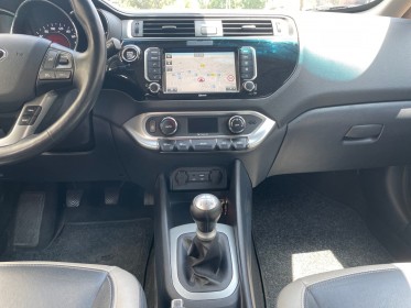 Kia rio 1.2l 84 ch isg premium, camera de recule, garantie 12 mois. occasion simplicicar villejuif  simplicicar simplicibike...