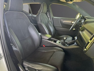 Volvo xc40 t3 163 ch r-design occasion simplicicar grenoble simplicicar simplicibike france
