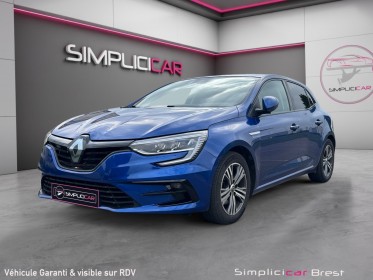 Renault megane iv berline blue dci 115 edc gt garantie 12 mois occasion simplicicar brest simplicicar simplicibike france