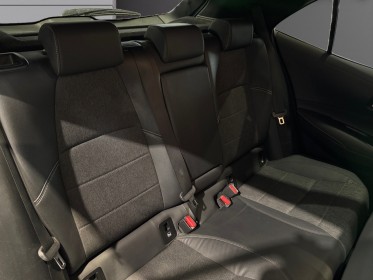 Toyota corolla hybride my21 122h design caméra  carplay clim garantie 12 mois occasion simplicicar narbonne simplicicar...