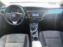 Toyota auris hybride 136h dynamic -garantie 24 mois occasion simplicicar brie-comte-robert simplicicar simplicibike france