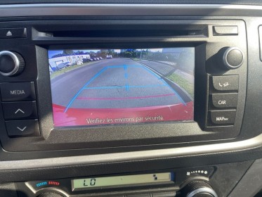 Toyota auris hybride 136h dynamic -garantie 24 mois occasion simplicicar brie-comte-robert simplicicar simplicibike france