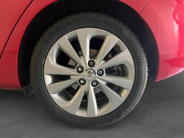 Toyota auris hybride 136h dynamic -garantie 24 mois occasion simplicicar brie-comte-robert simplicicar simplicibike france
