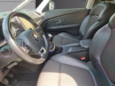 Renault scenic iv tce 130 energy intens / garantie 12 mois occasion simplicicar mery-sur-oise simplicicar simplicibike france