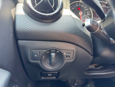 Mercedes classe a 180 d 7g-dct toit ouvrant/ attelage occasion paris 17ème (75)(porte maillot) simplicicar simplicibike france
