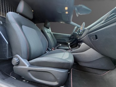 Ford fiesta affaires 1.5 85 ch ss bvm6 sport - garantie 12mois - carplay - clim auto - maintien de voie occasion...