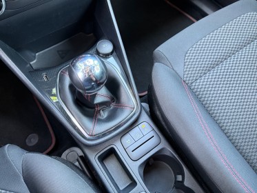 Ford fiesta affaires 1.5 85 ch ss bvm6 sport - garantie 12mois - carplay - clim auto - maintien de voie occasion...