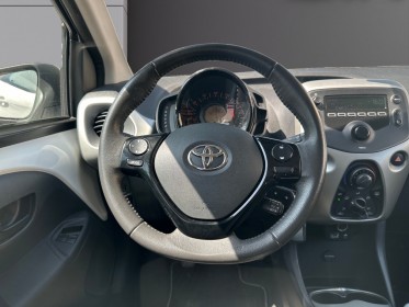 Toyota aygo 1.0 vvt-i 70 ch stop  start x-cite occasion simplicicar lagny  simplicicar simplicibike france