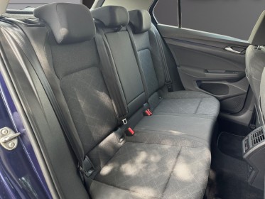 Volkswagen golf 1.0 tsi 110 ch life - caméra - led ambiance - jantes polychrome - acc - garantie 12 mois occasion...