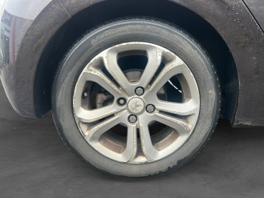 Peugeot 208 1.6 e-hdi 92ch fap bvm5 allure - garantie 12 mois occasion simplicicar brest simplicicar simplicibike france