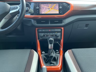 Volkswagen t-cross 1.0 tsi 110 ch dsg7 carat - suivi vw/caméra de recul/carplay/acc/ja18 - garantie 12 mois occasion...