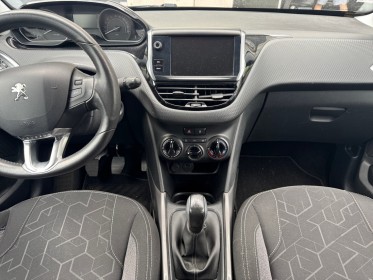 Peugeot 2008 1.2 puretech 82ch bvm5 style || garantie 12 mois || occasion osny simplicicar simplicibike france