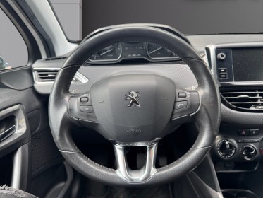 Peugeot 2008 1.2 puretech 82ch bvm5 style || garantie 12 mois || occasion osny simplicicar simplicibike france