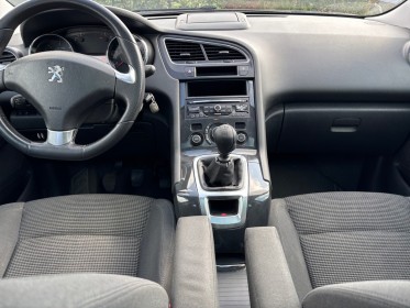 Peugeot 5008 1.6 bluehdi 120ch ss bvm6 style toit panoramique garantie 12 mois occasion simplicicar brest simplicicar...