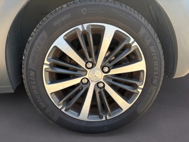 Peugeot 208 1.6 bluehdi 100ch ss bvm5 allure / camera de recul occasion simplicicar orgeval  simplicicar simplicibike france