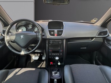 Peugeot 207 1.6 vti 16v 120ch féline a - toit panoramique occasion simplicicar lagny  simplicicar simplicibike france