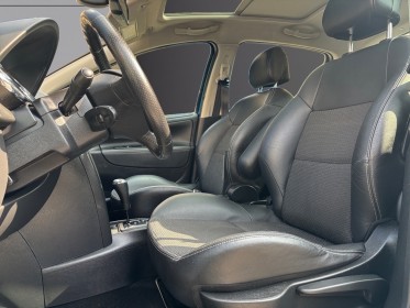 Peugeot 207 1.6 vti 16v 120ch féline a - toit panoramique occasion simplicicar lagny  simplicicar simplicibike france