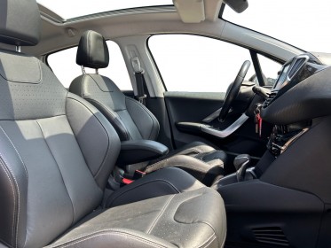 Peugeot 208 féline 110 ch eat6 camera de recul/ toit pano/ sieges chauffants occasion simplicicar orgeval  simplicicar...