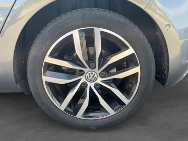 Volkswagen golf 1.4 tsi 125 bluemotion dsg7 carat - toit panoramique - carplay  - faible kmsgarantie 121 mois occasion...
