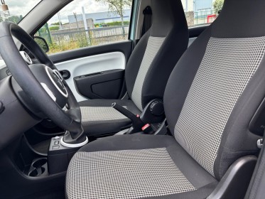 Renault twingo iii 1.0 sce 70 bc life garantie 12 mois occasion simplicicar brest simplicicar simplicibike france