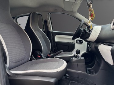 Renault twingo iii 1.0 sce 70 limited 2017 edc occasion simplicicar lagny  simplicicar simplicibike france