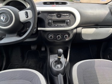 Renault twingo iii 1.0 sce 70 limited 2017 edc occasion simplicicar lagny  simplicicar simplicibike france