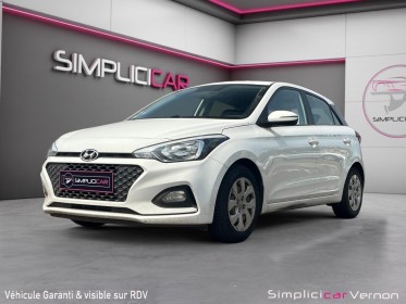 Hyundai i20 1.2 75 initia  entretien constructeur  garantie 12 mois occasion simplicicar vernon simplicicar simplicibike france